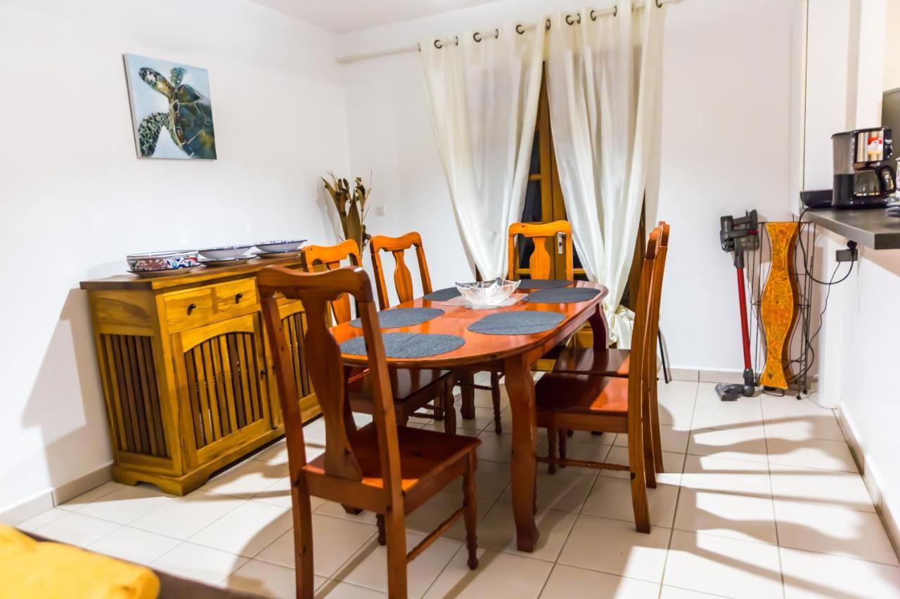 Villa Extrait de Café à Pointe-Noire Extérieur photo